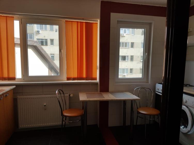 Garsonieră decomandată în Lujerului