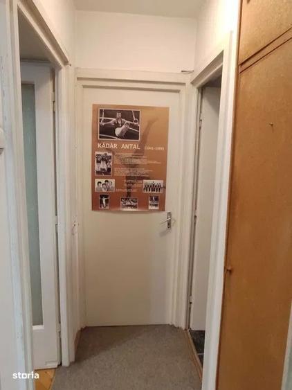 Apartament cu 3 camere, mobilat în 7 Noiembrie