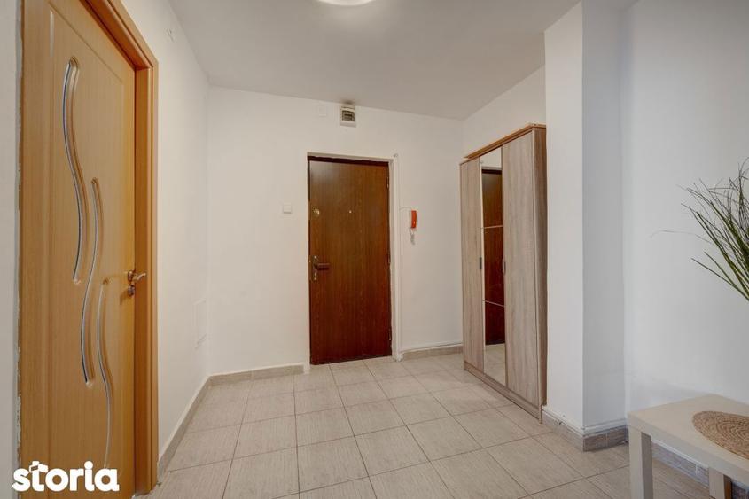 Apartament cu 2 camere, mobilat în Tei