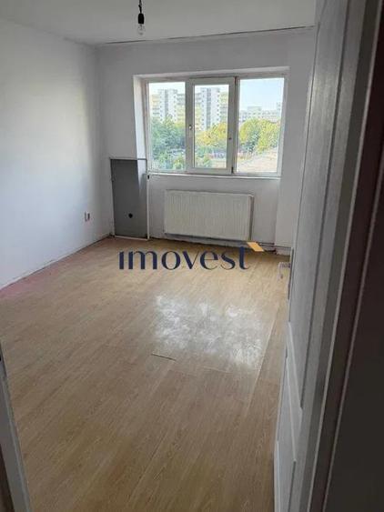 Apartament cu 2 camere decomandat în Micro 14