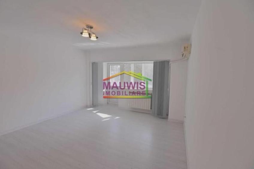 Apartament cu 2 camere în Decebal