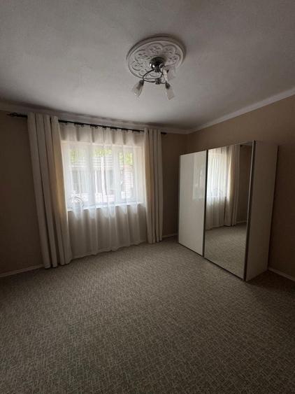 Casă cu 4 camere în Ineu