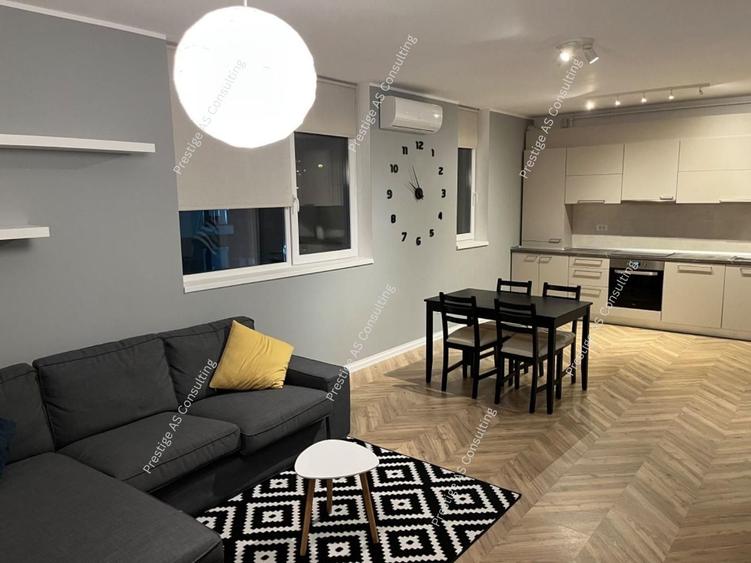 Apartament cu 2 camere decomandat, mobilat în Aradului