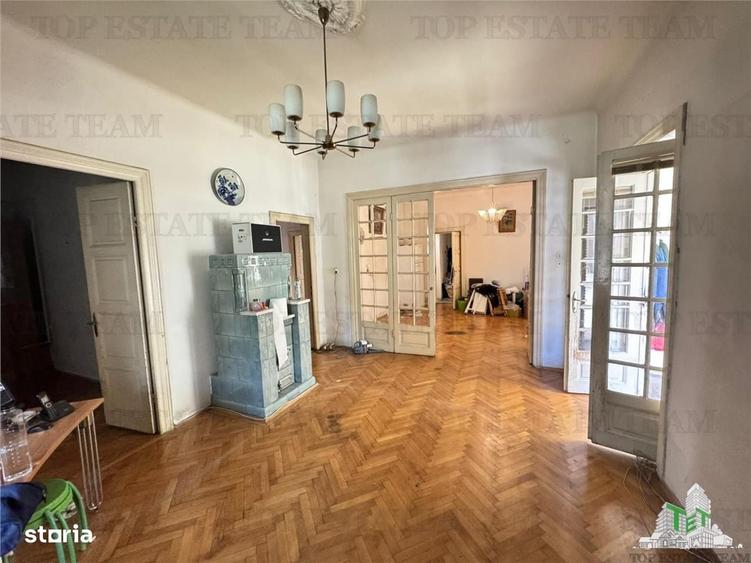 Casă cu 4 camere cu Teren 340 Mp în Dorobanți