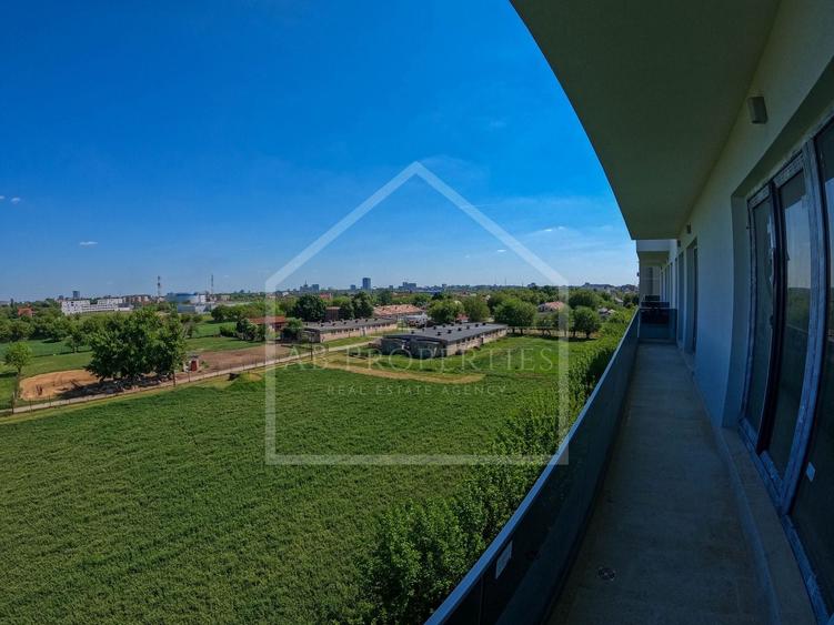 Apartament cu 4 camere decomandat în Băneasa