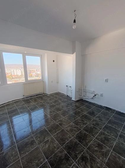 Apartament cu 2 camere decomandat în Mărăști