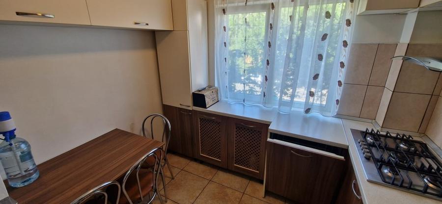 Apartament 3 camere, 67 mp, etaj 1/4, zona Rovine - 8