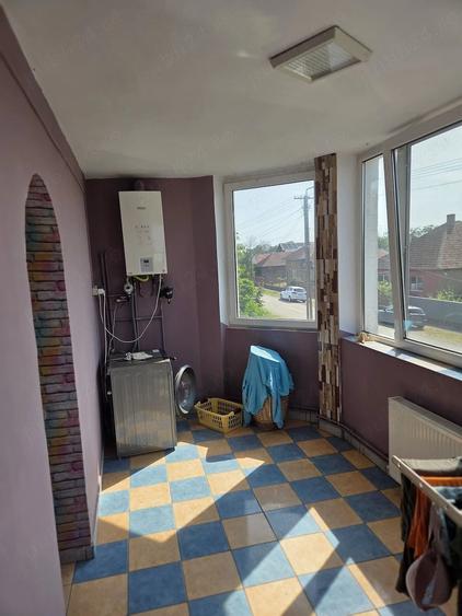 Casă cu 2 camere cu Teren 800 Mp în Central