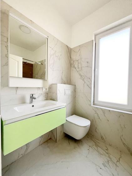 Duplex cu 3 camere cu Canalizare în Covaci