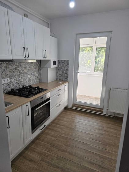 Apartament cu 2 camere decomandat în Curteni