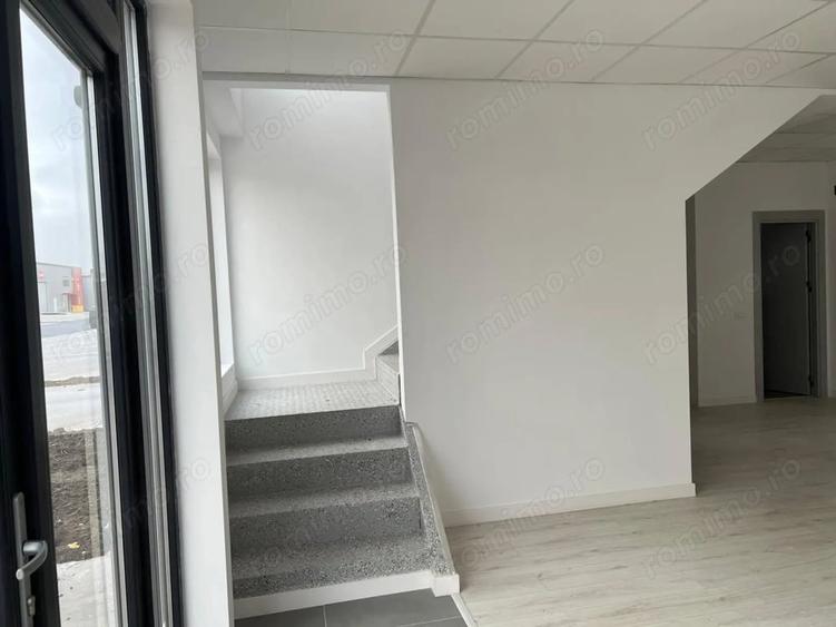 Spațiu comercial, de 1,200 mp, în Rudeni