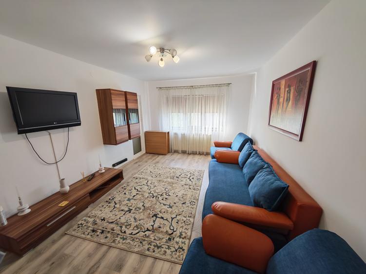 Apartament cu 2 camere decomandat în Inel II