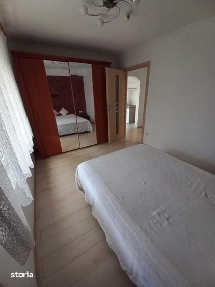 Apartament de vanzare, cu 4 camere, situat in zona garii - 2
