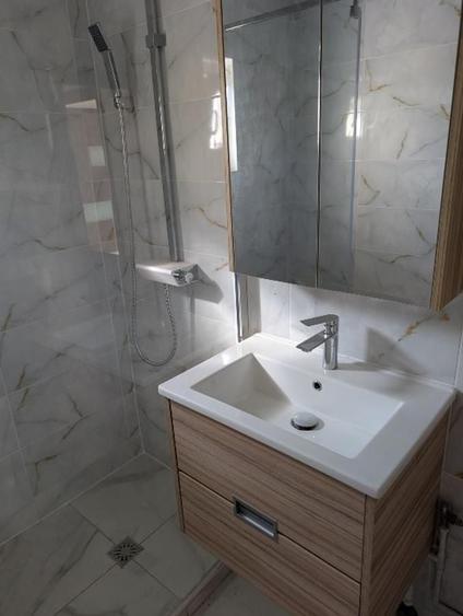 Apartament cu 2 camere semidecomandat în Soarelui