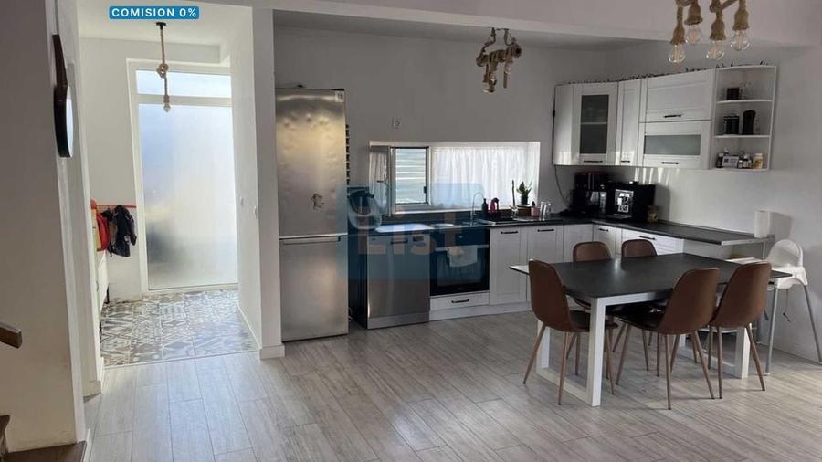 Casă cu 5 camere cu Teren 252 Mp în Porolissum