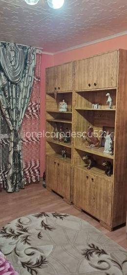 Vind apartament 2camere cu imbunatatri .