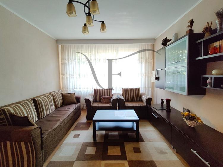 Apartament cu 3 camere semidecomandat în Obor
