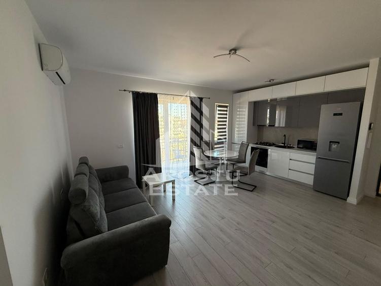 Apartament cu 2 camere semidecomandat, mobilat în Giroc
