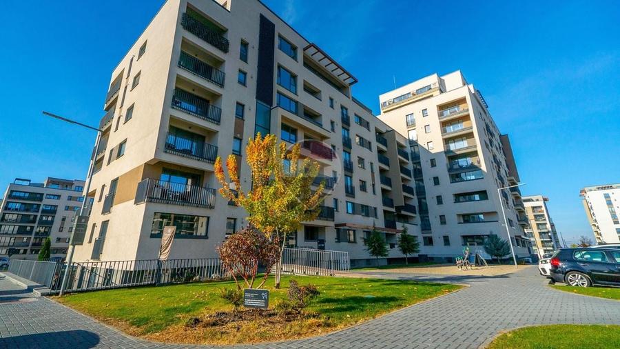 Apartament cu 2 camere decomandat, mobilat în Tractorul