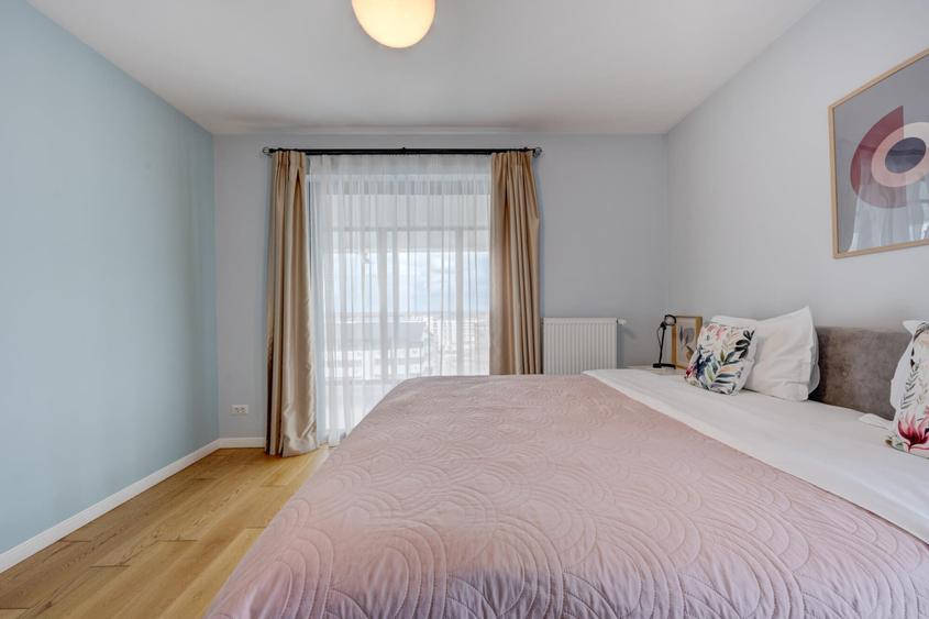 Apartament cu 4 camere semidecomandat, mobilat în Militari