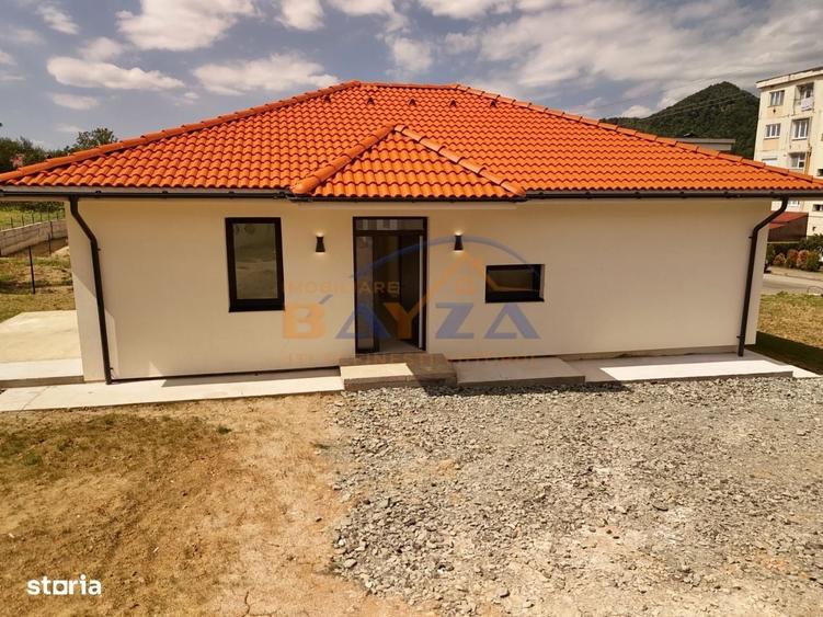 Casă cu 4 camere în Central