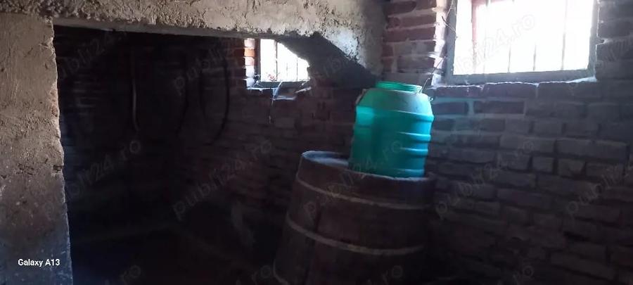 Casă cu Teren 3500 Mp în Central