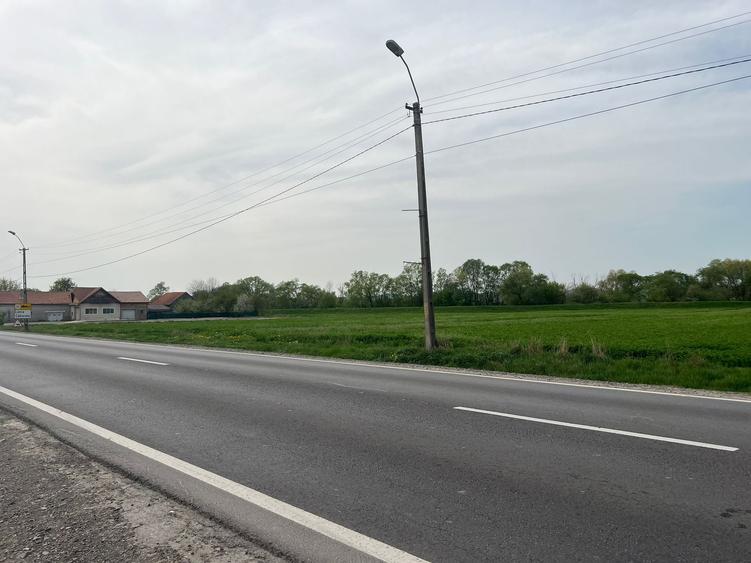 Teren Construcții intravilan de 2400 mp, în Lunca Calnicului