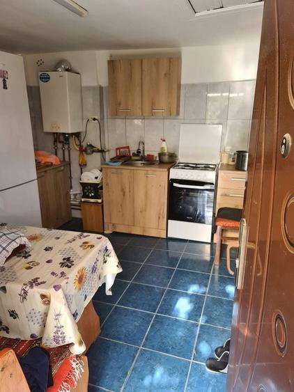 Casă cu 4 camere în Gârbovi