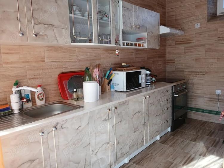 Casă cu 3 camere cu Teren 430 Mp în Salonta