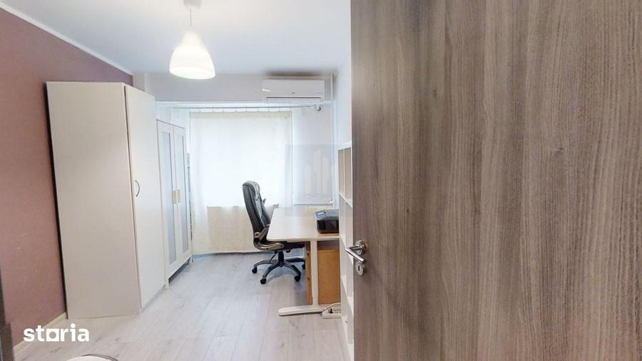 Apartament cu 3 camere în Tei
