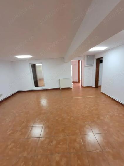 Spațiu comercial, 90 mp în Central