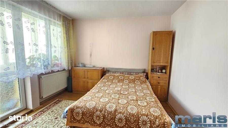 Apartament cu 2 camere semidecomandat, mobilat în Aleea Carpați