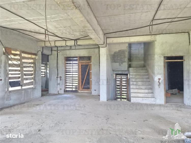 Casă cu 4 camere cu Teren 1372 Mp în Ghermănești