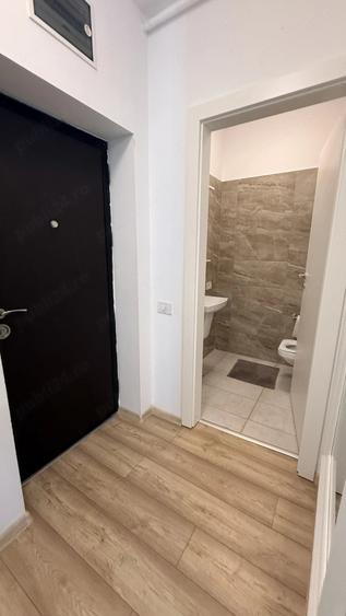 Apartament cu 3 camere decomandat în Tipografilor