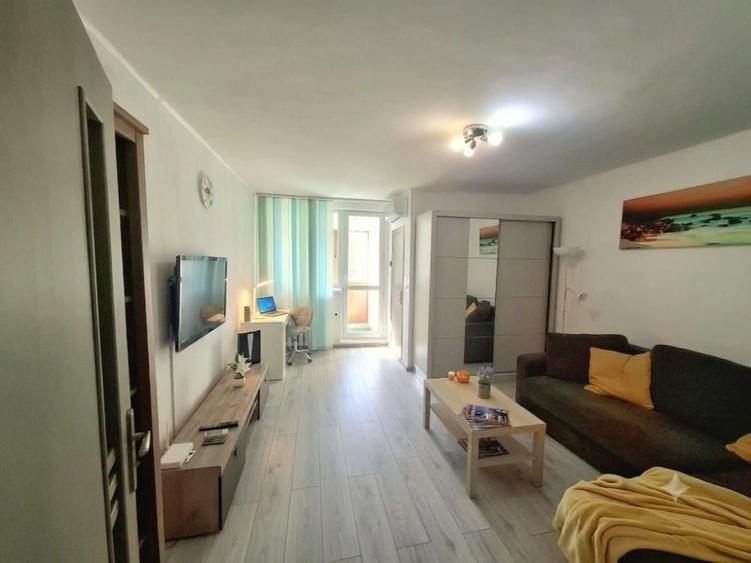 Garsonieră în Gorjului