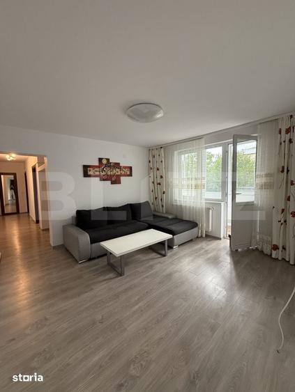 Apartament cu 4 camere semidecomandat în Central