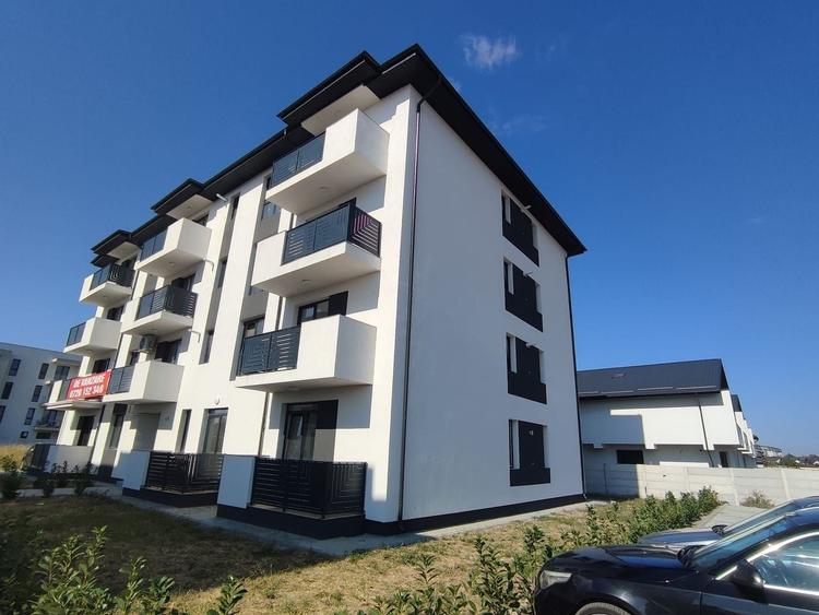 Apartament cu 2 camere decomandat în Est