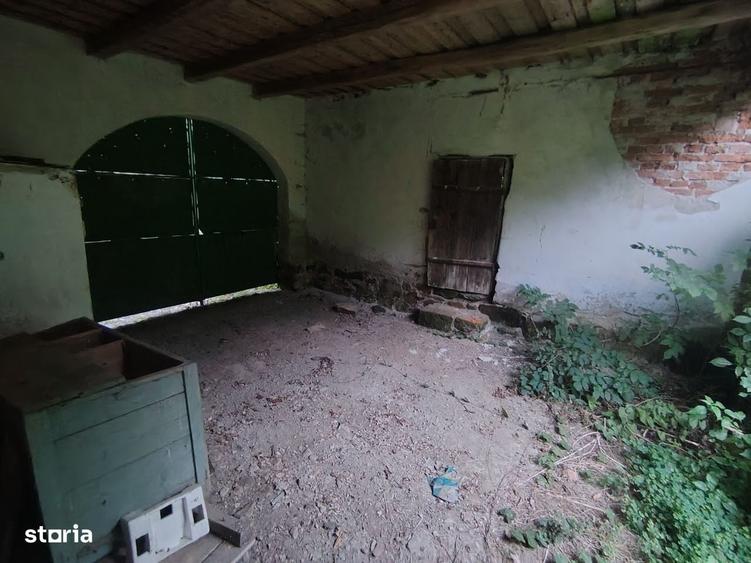 Casă cu 4 camere în Slatina de Mureș