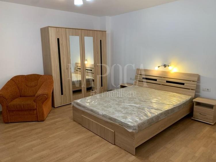 Apartament cu 2 camere decomandat în Central — fotografia 1