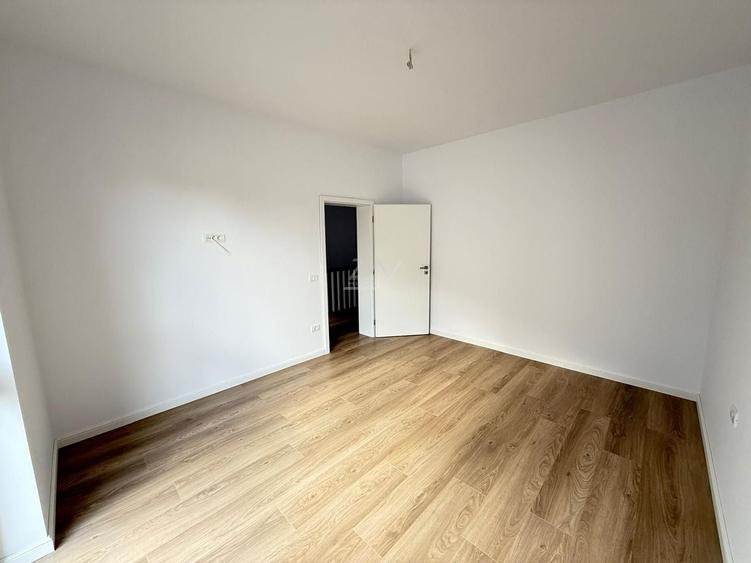 Duplex cu 4 camere cu Canalizare în Braytim