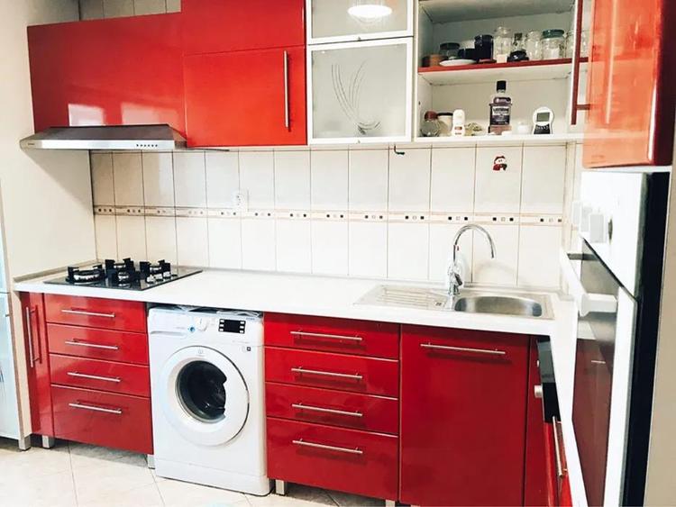 Apartament cu 2 camere decomandat, mobilat în Ultracentral