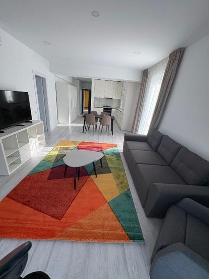 Apartament cu 2 camere decomandat, mobilat în Sisești