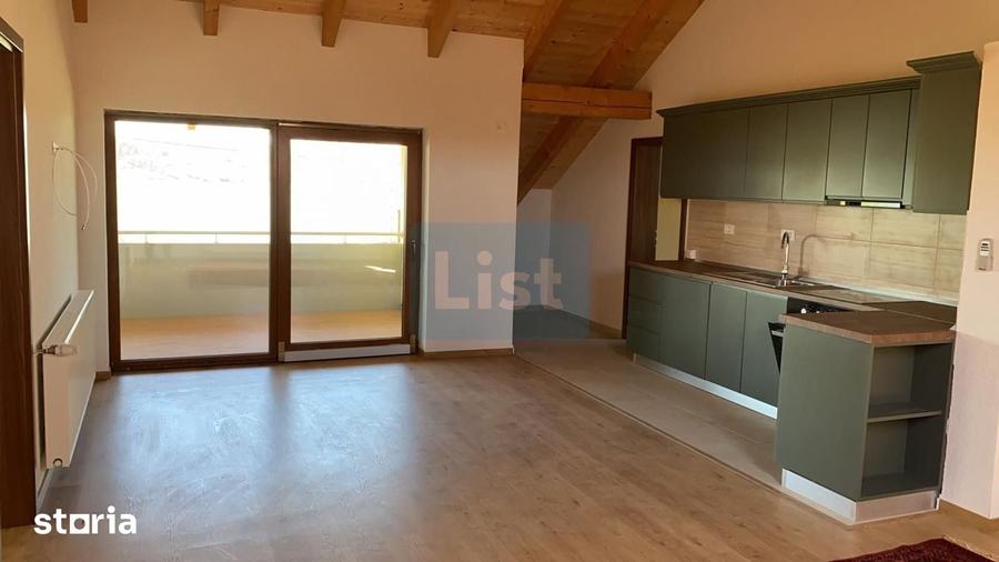 Casă cu 4 camere cu Teren 860 Mp în Șimian