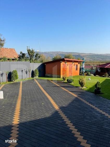 Casă cu 4 camere cu Teren 500 Mp în Central