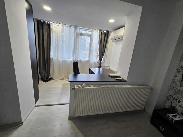 Apartament cu 3 camere decomandat în Decebal