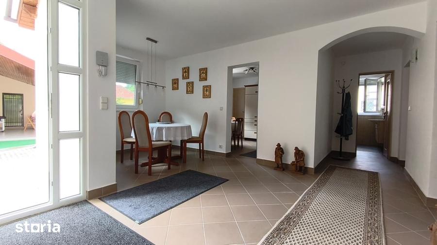 Casă cu 3 camere cu Teren 543 Mp în Ilia