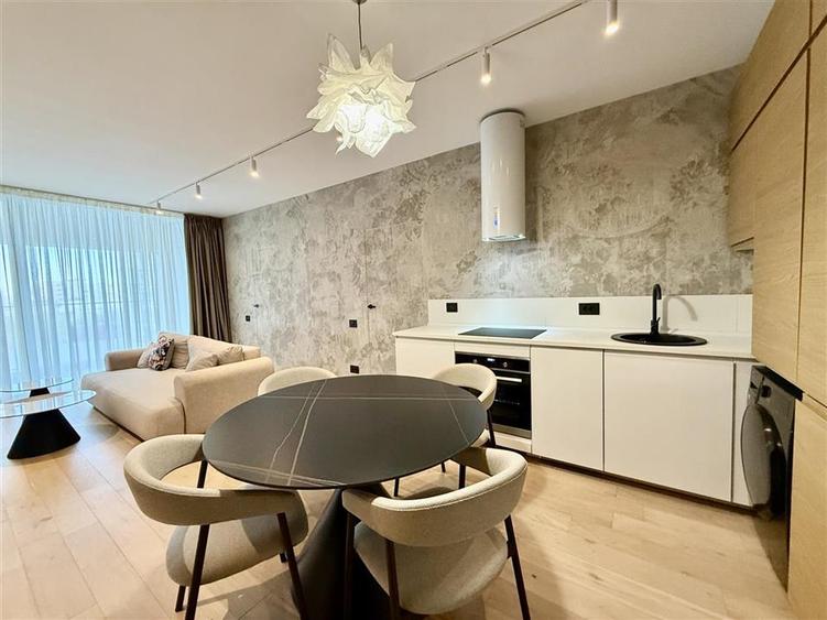 Apartament cu 2 camere decomandat, mobilat în Cotroceni
