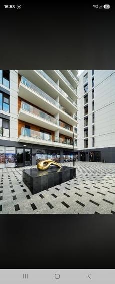 Apartament cu 3 camere semidecomandat în Străulești