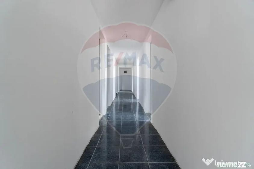 Apartament cu 7 camere decomandat în Ultracentral