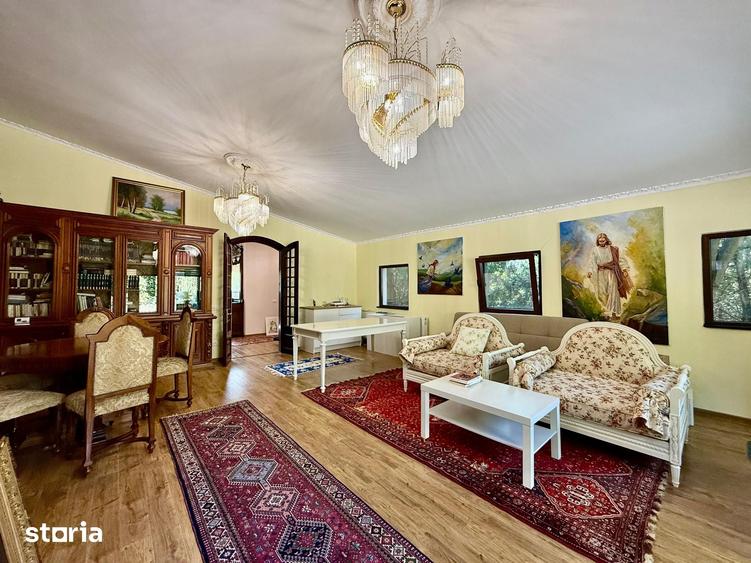 Casă cu 3 camere cu Teren 300 Mp în Rediu